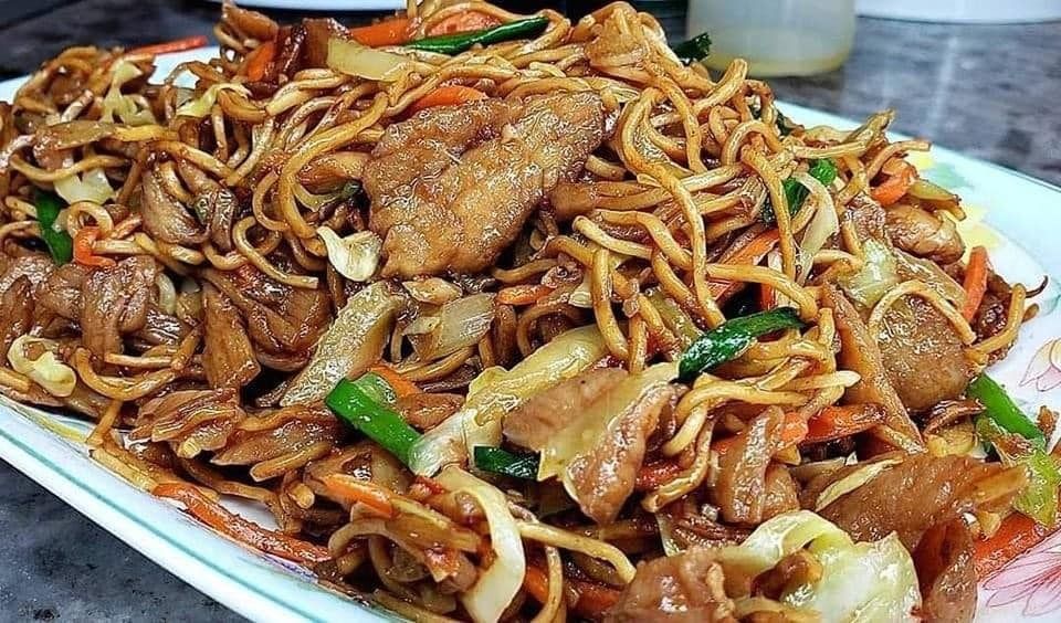 CHICKEN CHOW MEIN WITH THE BEST CHOW MEIN SAUCE!!!
