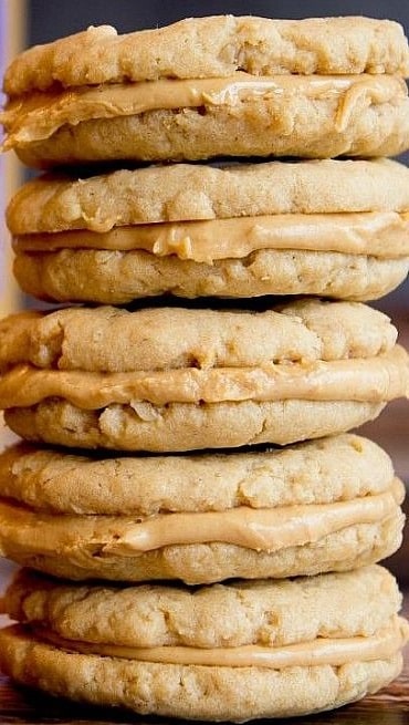 Peanut Butter Oatmeal Sandwich Cookies
