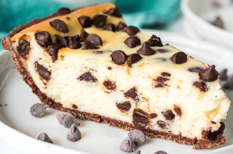 Chocolate Chip Cookie Dough Cheesecake!!!