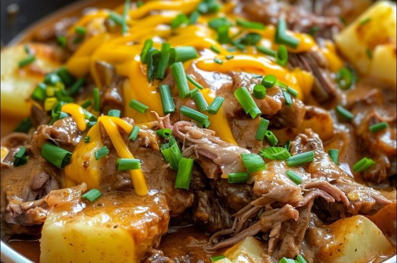 Slow Cooker Cheesy Beef and Potatoes