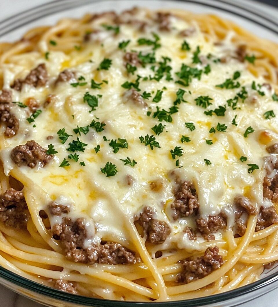 Cheesy Garlic Butter Spaghetti with Savory Beef