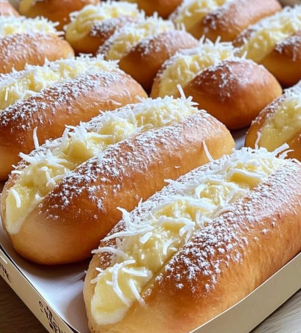 Custard Cream Coconut Buns