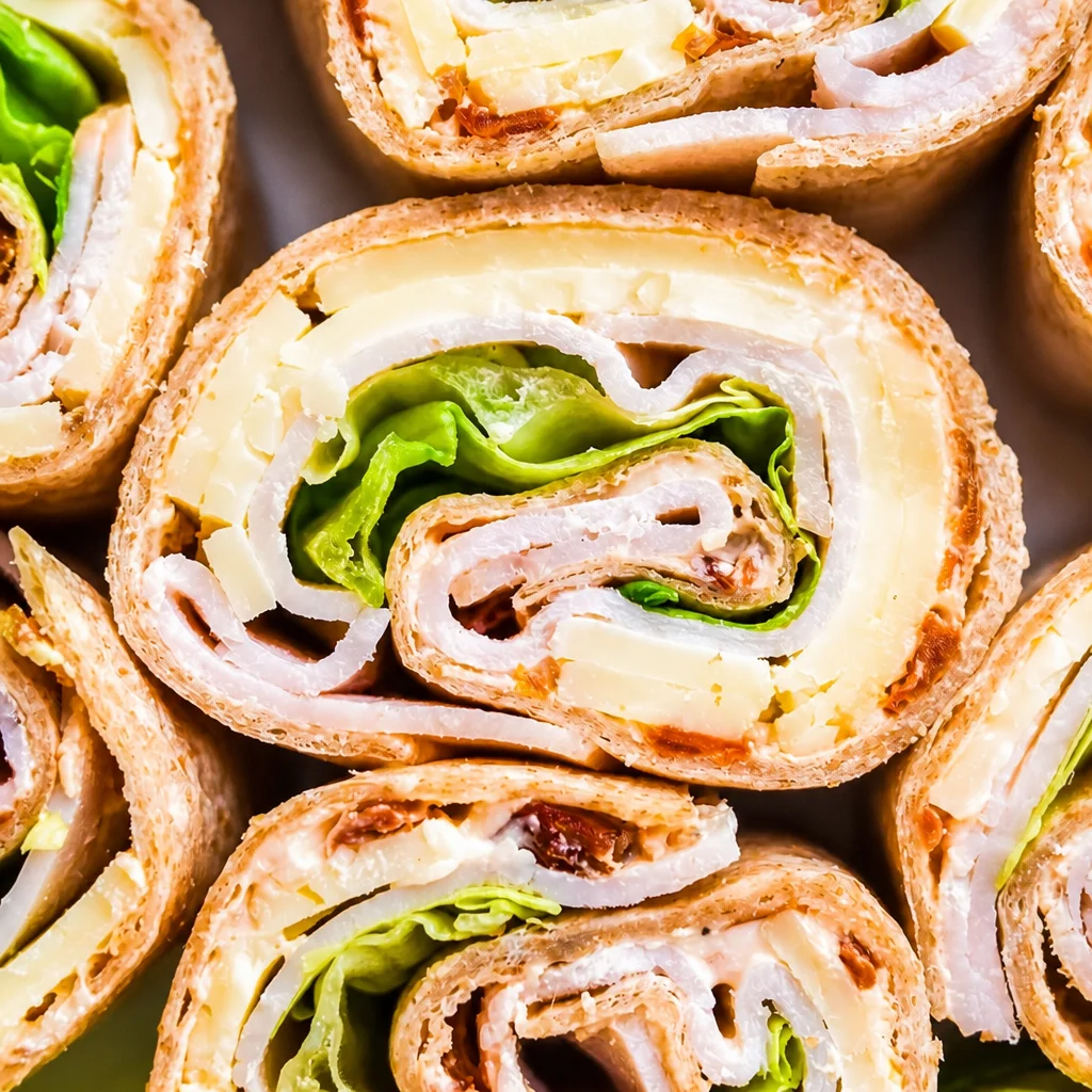 Easy Lunchbox Turkey and Cheese Pinwheels for a healthy snack or meal prep